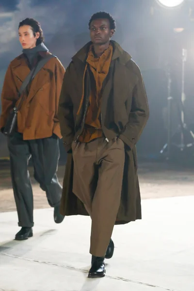 Look 34